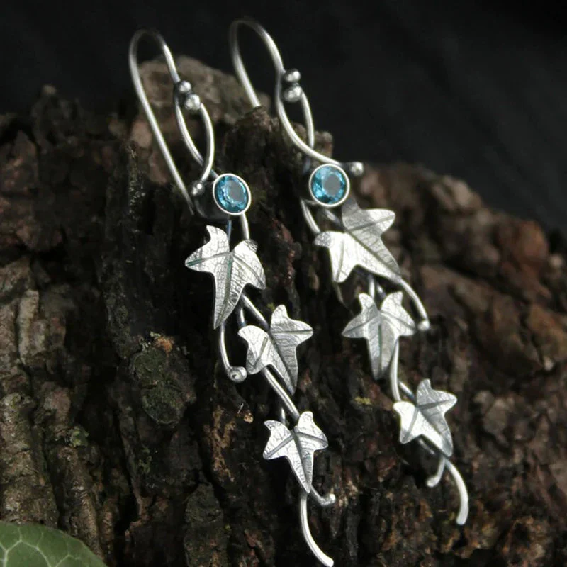 Antique Leaf Elf Earrings | White Gold 16k - Image 2