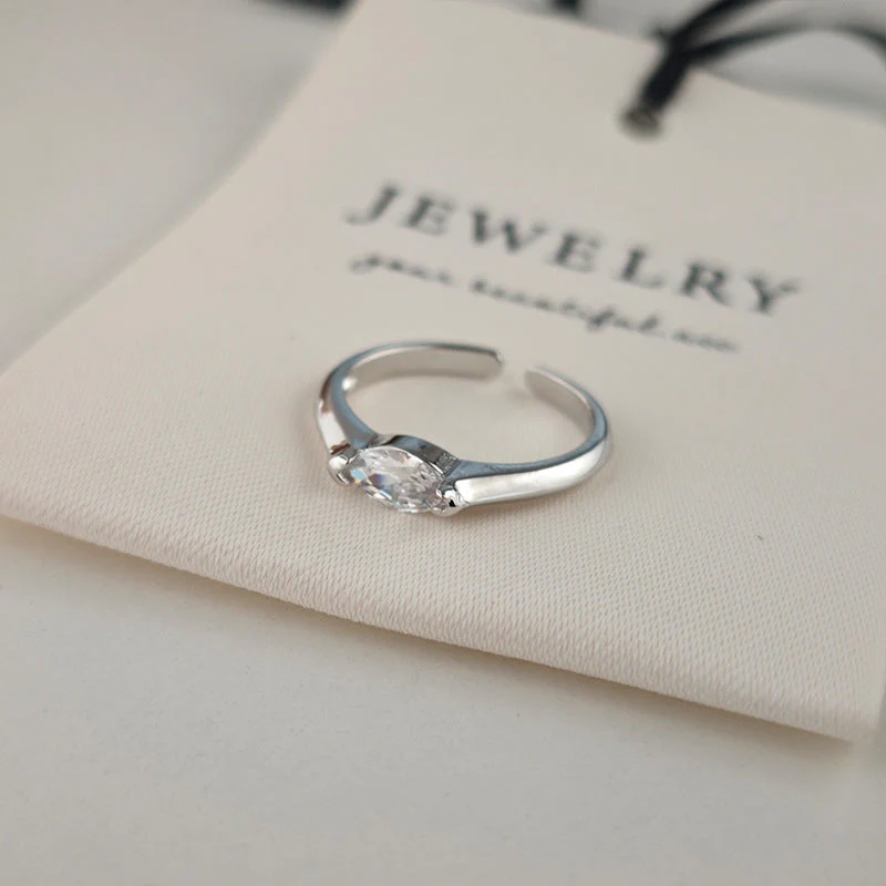 Aya Sterling Ring | White Gold 16k
