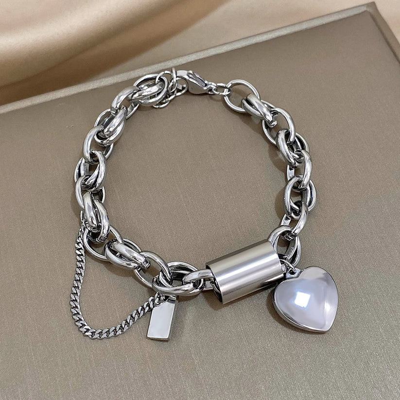 Heartened Chunky Bracelet | Gold 18k - Image 2