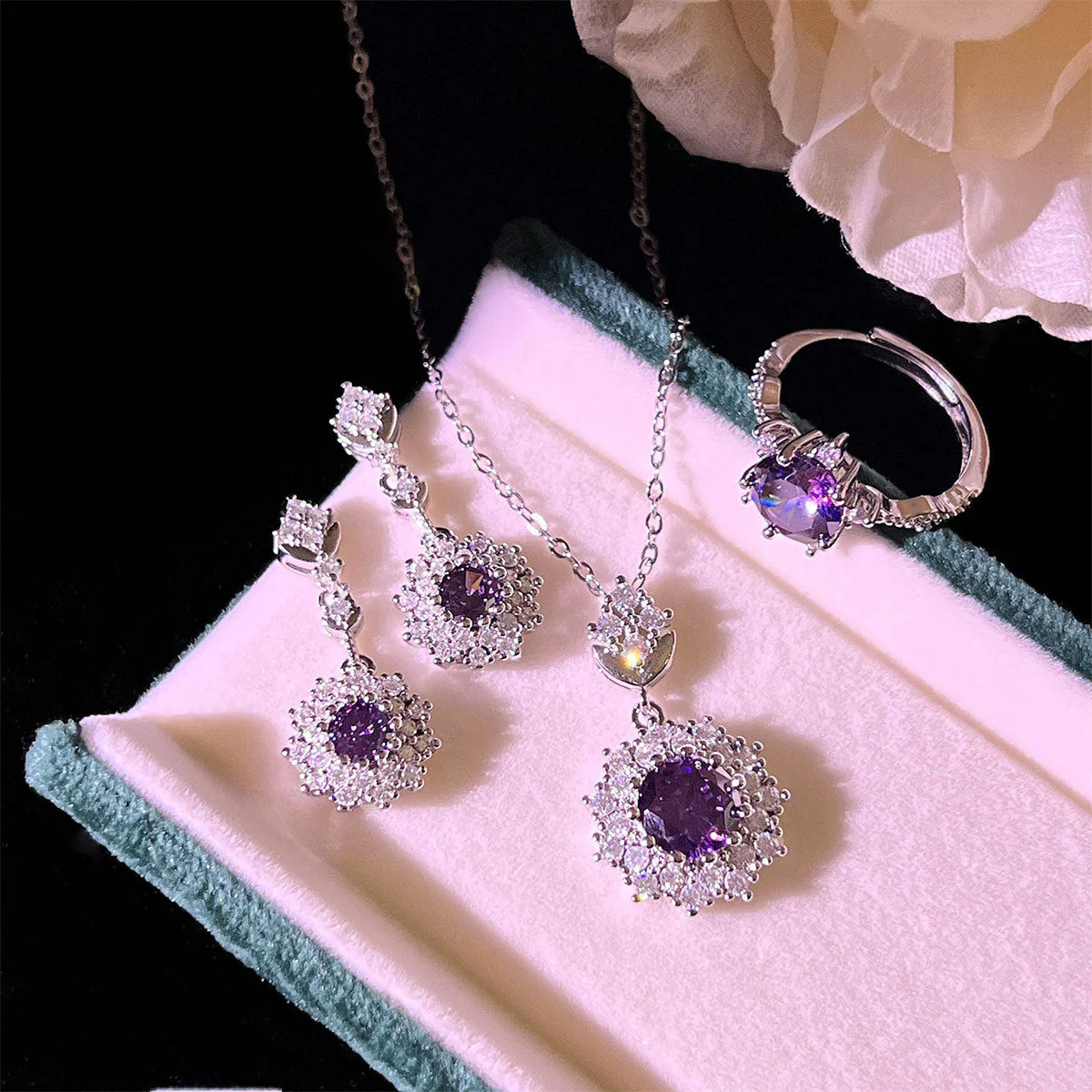Livia Amethglace Set | White Gold 16k