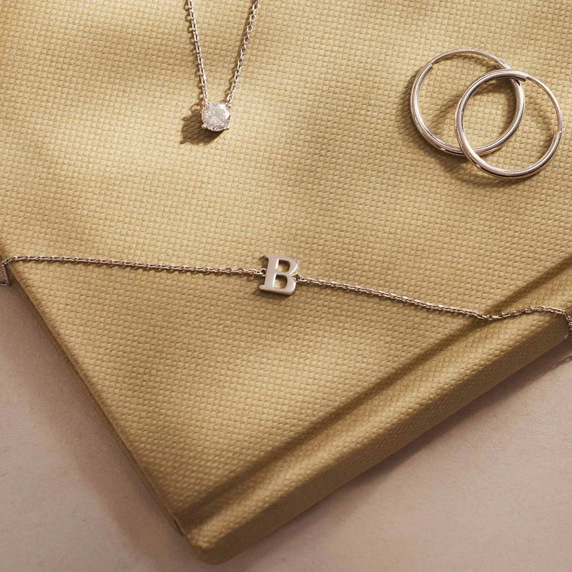 Vita Signa Initial Bracelet | White Gold 14k - Image 6